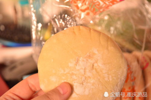 被误会的重庆回饼 不是回族的特产,颜色白净但并非寡淡无味